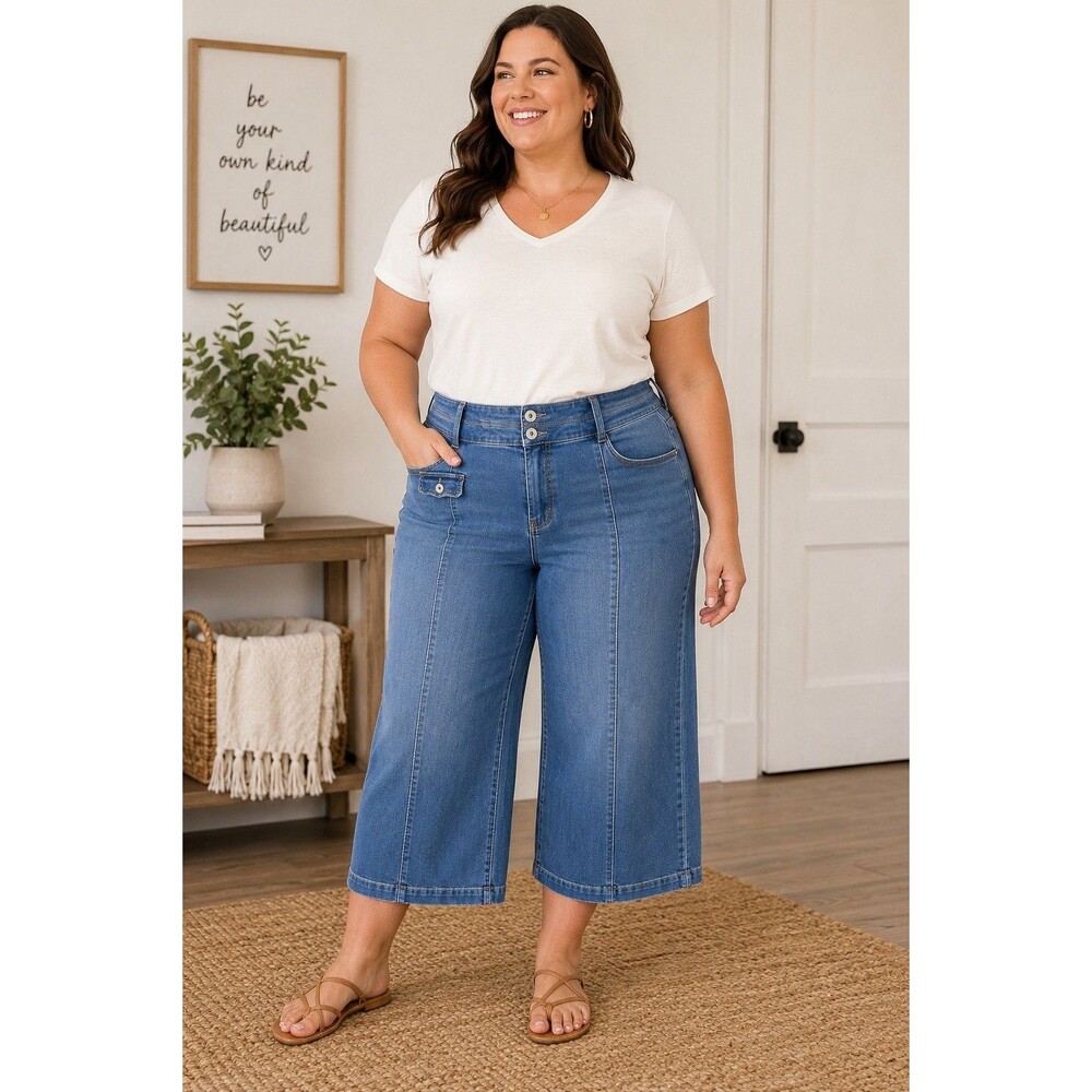 Torrid Size 20 Crop High Rise Novelty Denim Jeans Super Soft Wide Leg Blue Pants